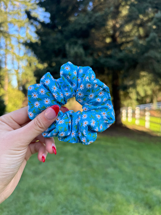 Daisy Delight Scrunchie