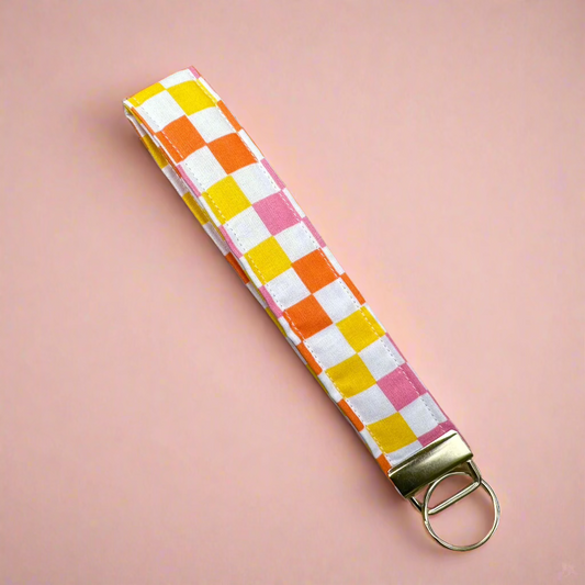 Cali Lovin' Checkered Key Wristlet