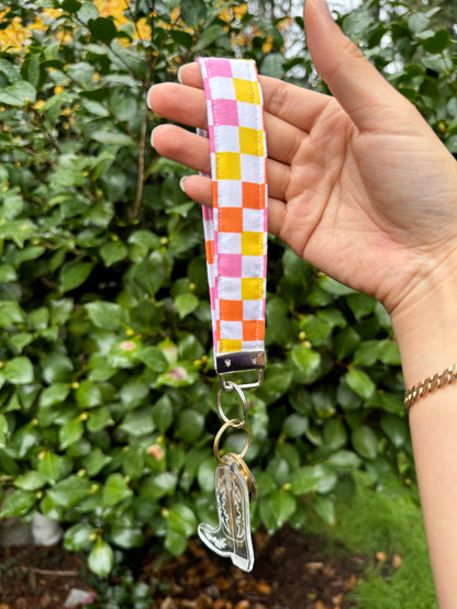 Cali Lovin' Checkered Key Wristlet