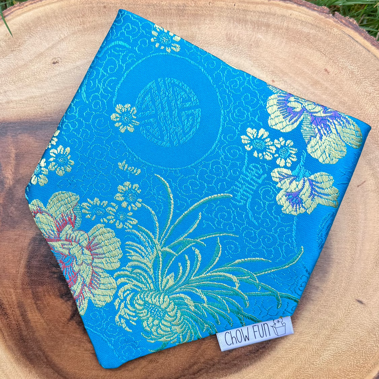 ✨NEW✨ Baby Blue Chrysanthemums Bandana