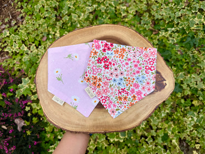 ✨Reversible✨ Blush Blossom Bandana